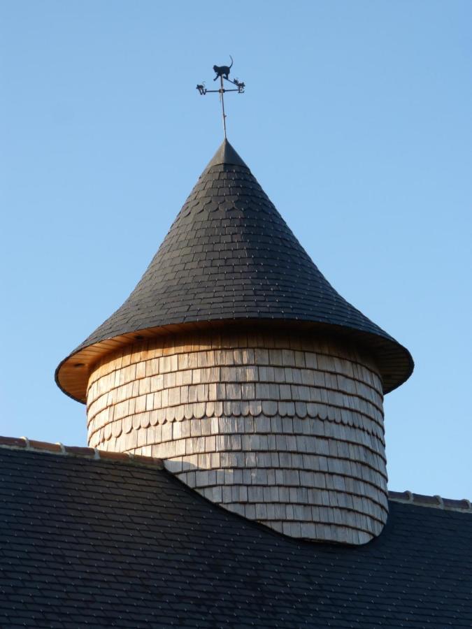 Gite De Caractere Lopérec Exterior photo